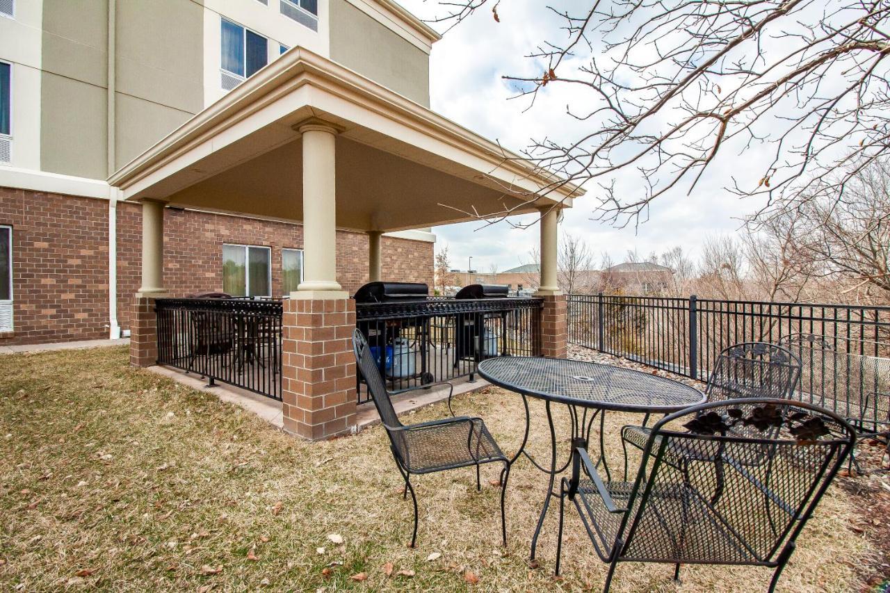 Candlewood Suites Lincoln By Ihg Exterior foto